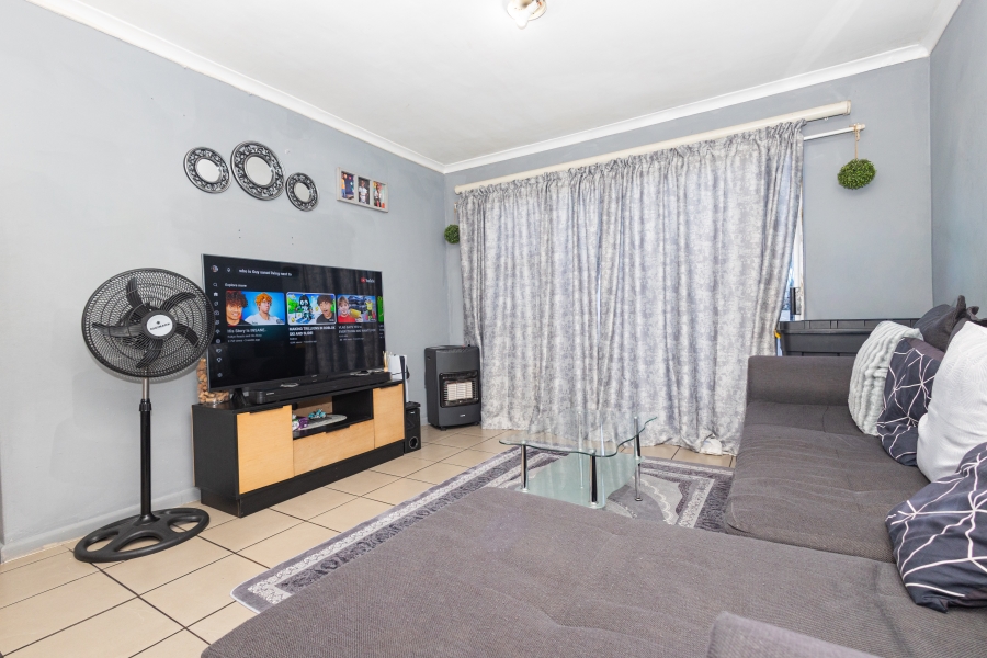 2 Bedroom Property for Sale in Belmont Park Western Cape